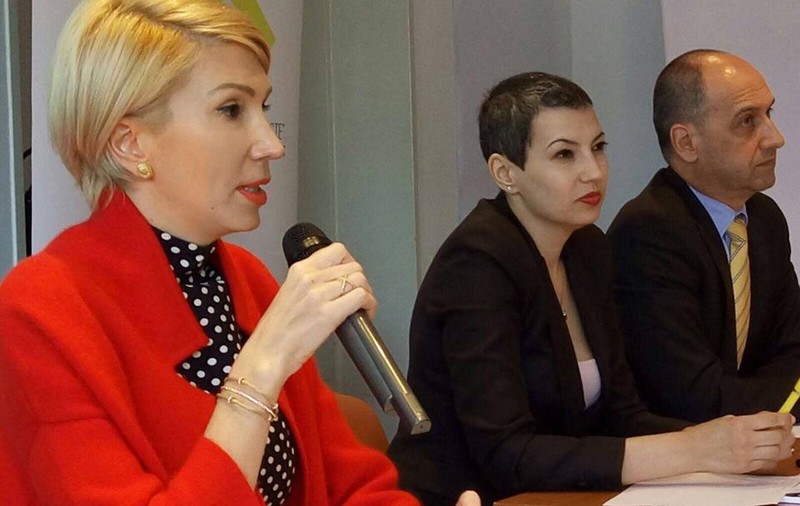 Liberalii propun introducerea bacalaureatului diferenţiat şi instituirea Zilei naţionale a meseriilor