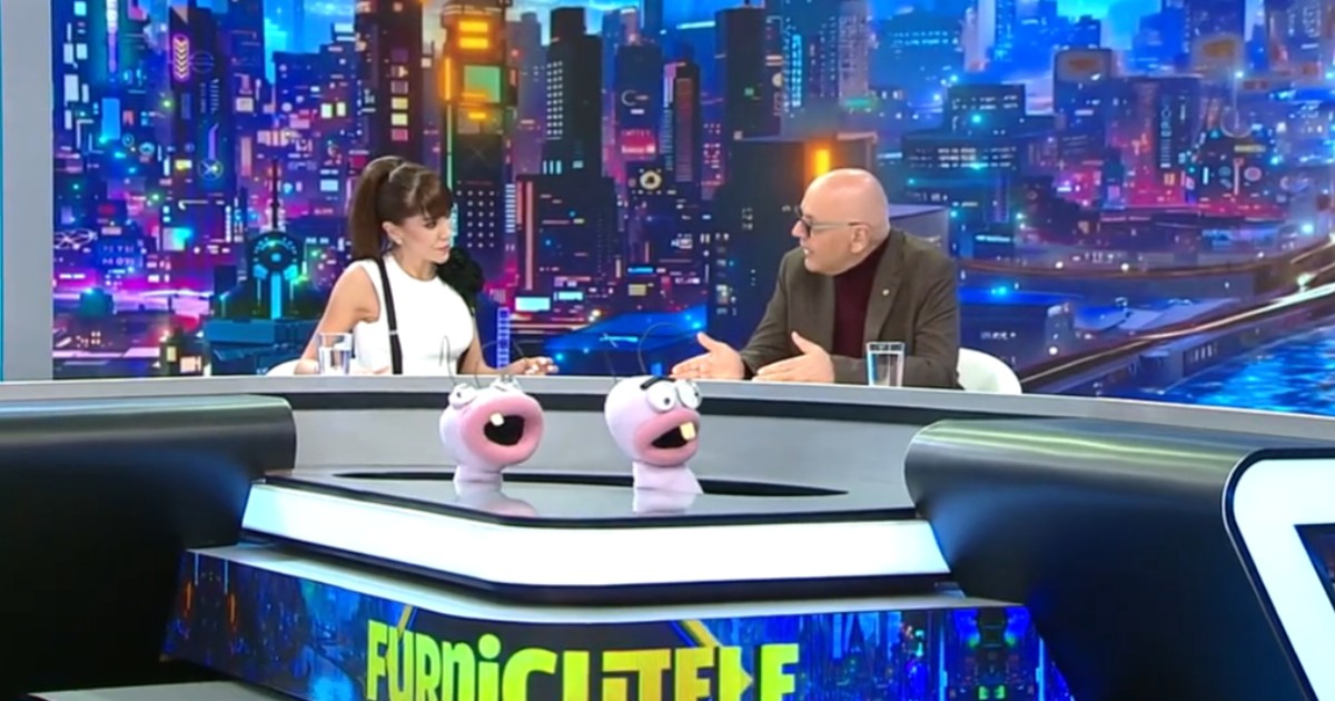 Denise Rifai și Raed Arafat într-un platou de emisiune