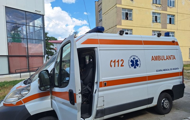 Explozie în atelierul unui liceu tehnologic din orașul Bolintin Vale. Doi elevi au ajuns la spital, cu arsuri