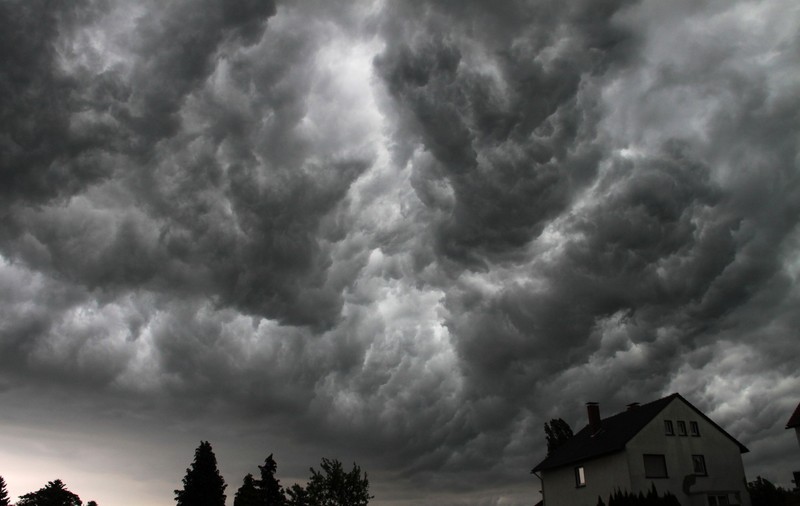 Ploi torențiale, vijelii și instabilitate atmosferică, avertizare de fenomene meteo extreme