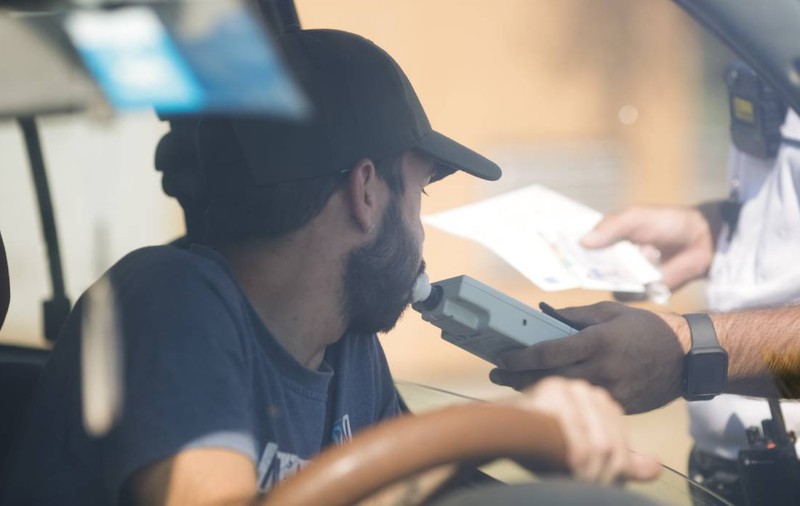 Șoferii români nu vor pedepse mai aspre pentru a preveni accidentele, iar 20% dintre ei recunosc că au condus după ce au băut alcool - Studiu