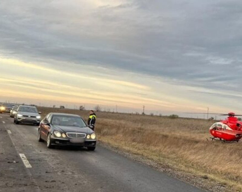 Un bărbat a murit, iar doi copii au fost răniți într-un accident grav în județul Olt