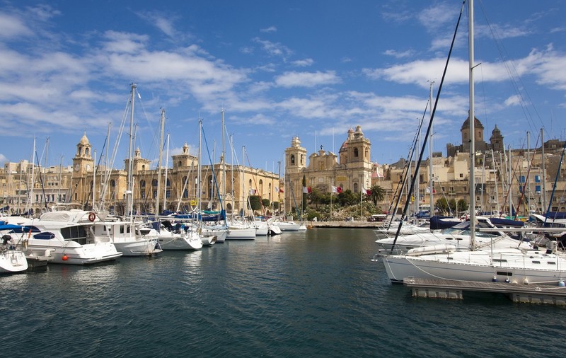 Malta vrea să plătească turiștii care vizitează insula. Care este suma oferită