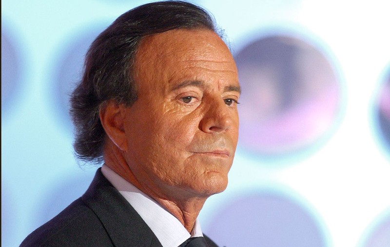Julio Iglesias pune capăt zvonurilor. Ce a răspuns când a fost întrebat dacă i-a cunoscut pe copiii fiului său, Enrigue Iglesias