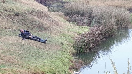 Cioban găsit mort într-un râu dintr-o suburbie a municipiului Vaslui