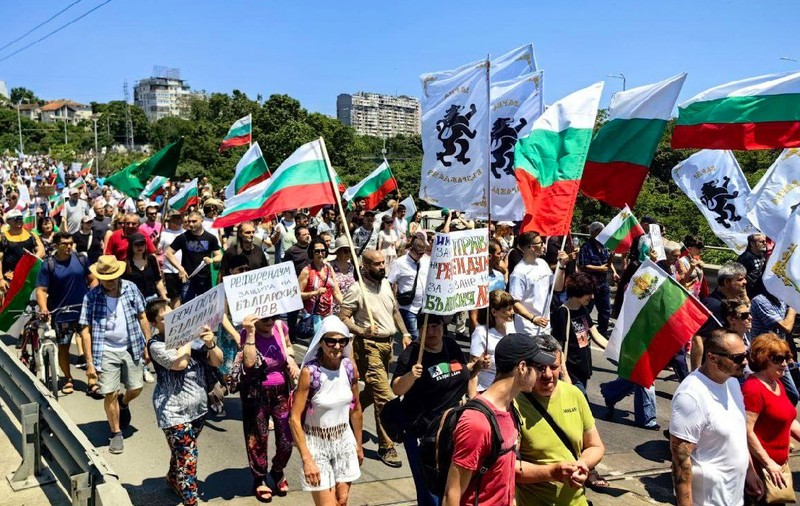 Bulgarii nu vor să treacă la moneda euro. Proteste în mai multe orașe din țara vecină