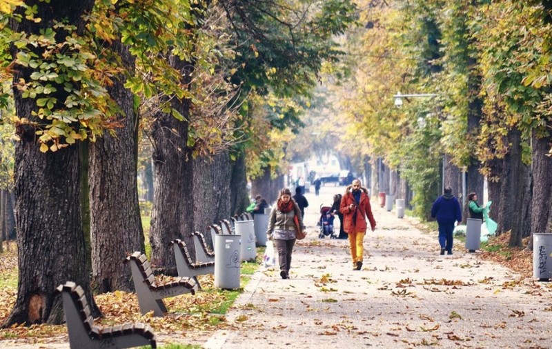 Prognoza meteo | Vreme deosebit de caldă, cu mult peste valorile normale. Maximele vor ajunge la 19 grade