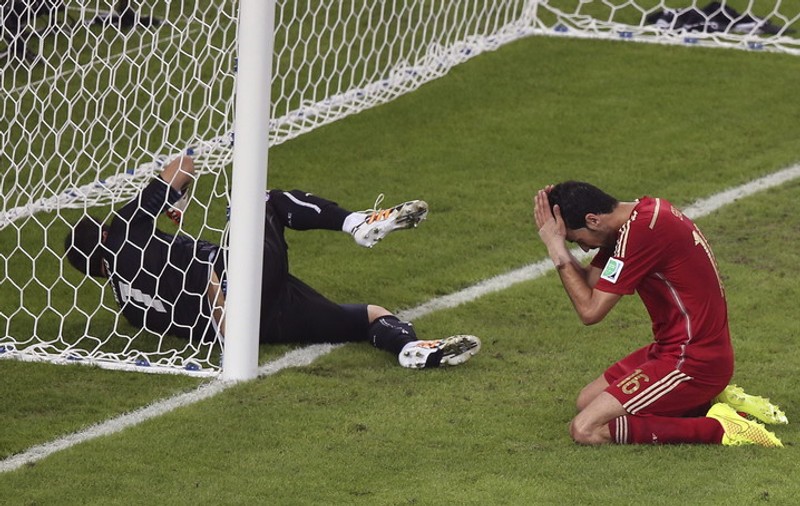 VIDEO/ Spania, a patra campioană eliminată în grupele Mondialului