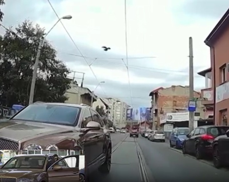 Bianca Drăgușanu, scandal în traficul din București cu un șofer: „Unde te bagi? Ești pe contrasens”. Poliția a intervenit