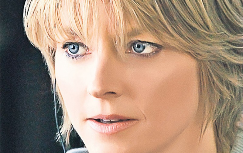 Tatăl lui Jodie Foster s-a folosit de numele ei pentru a înşela 20 de persoane