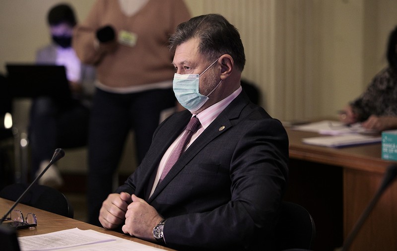 PNL, critici pentru ministrul Rafila: „Doar tace şi doar face unele informări”. Cum răspunde PSD