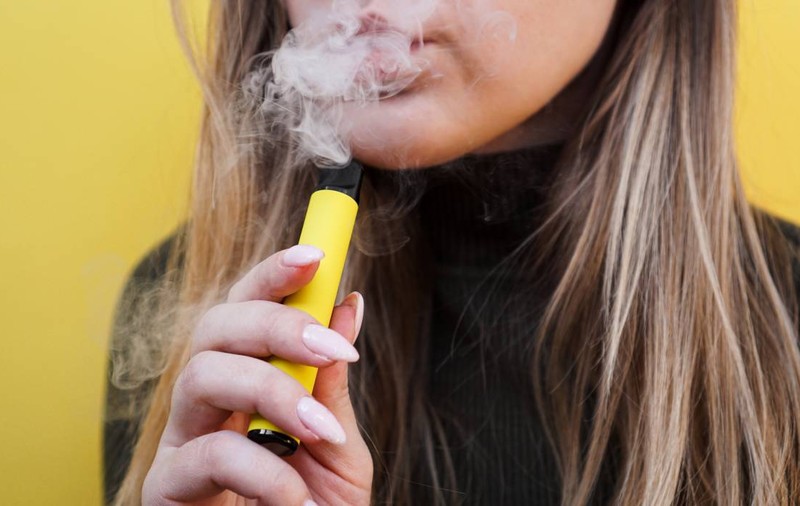 Ce se întâmplă în creierul și plămânii copiilor care vapează și de ce medicii spun că nu mai e o joacă „Ajunge la creier în 7 secunde”