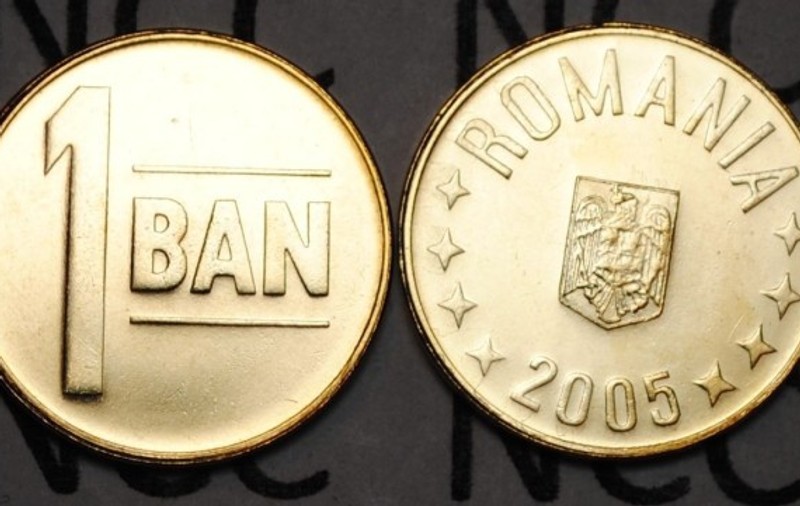 Femeie din Baia Mare somată să se ducă la bancă și să plătească datoria de UN BAN!
