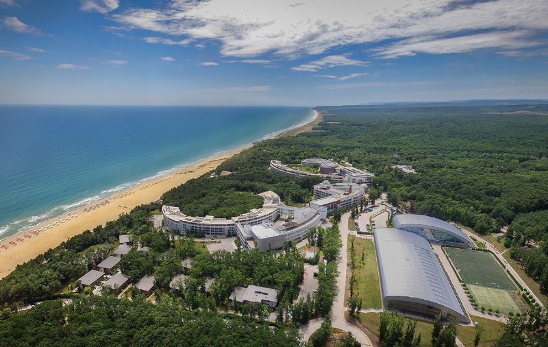 Bulgaria vrea să confiște un complex hotelier deținut de statul rus la Marea Neagră și să înghețe activele oligarhilor sancționați
