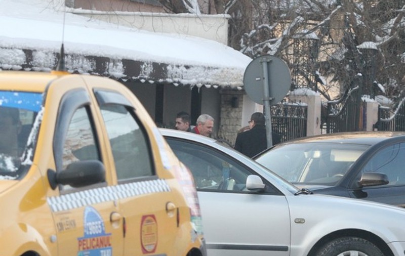 Năstase în sala de judecată, Ponta la o ciorbă, cu liderii PSD 