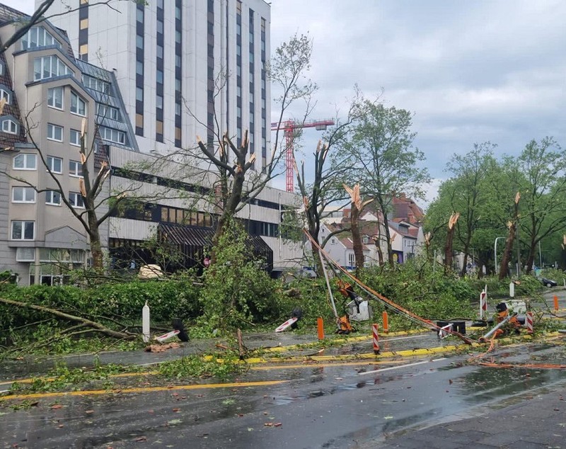VIDEO | Trei tornade au făcut ravagii în Germania: zeci de răniți și pagube materiale semnificative