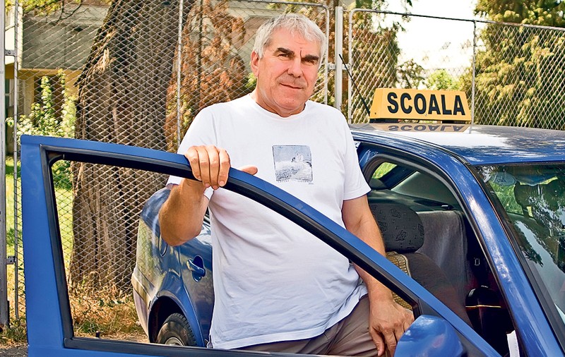 Petrică Bordeianu, şeful instructorilor auto din România, este nemulţumit de noile modificări aduse Codului Rutier: "Suntem discriminaţi!"