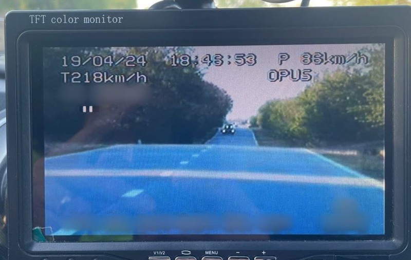 Șofer prins de radar circulând cu 128 km/h peste viteza maximă admisă pe un drum din Dolj