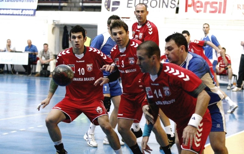 În ziua în care Marian Cozma ar fi împlinit 28 de ani, Steaua şi Dinamo au remizat, 27-27
