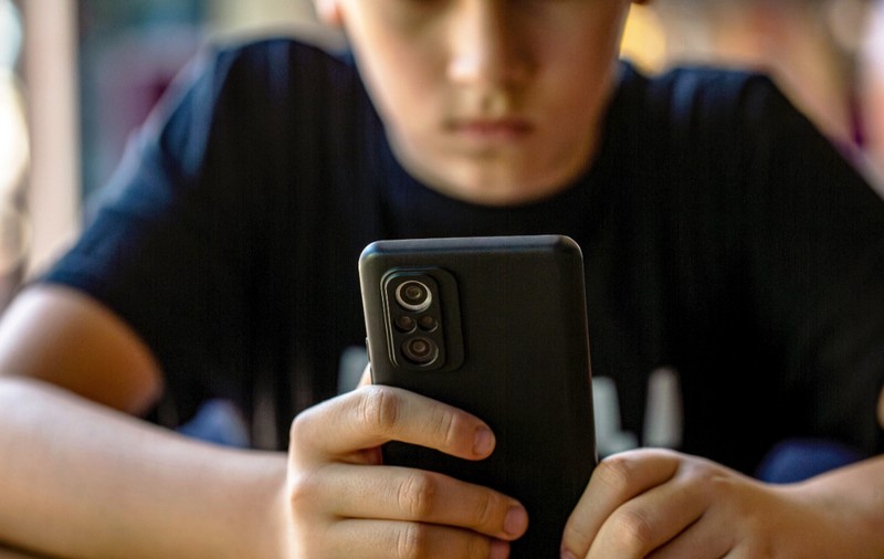 Interzicerea rețelelor sociale în rândul copiilor a eșuat în Australia. Adolescenții și-au făcut conturi online, după ce a devenit ilegal