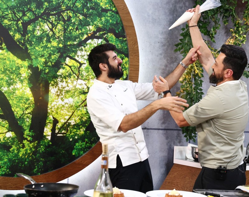 „Chefi la cuțite” 2025 începe pe 10 martie la Antena 1. În ce zile se va difuza show-ul