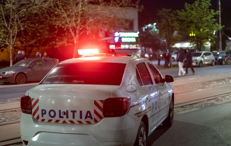 Crimă cu premeditare pe strada Lamotești din București. O fată de 14 ani și-a pus iubitul să îi omoare mama și împreună au îngropat-o