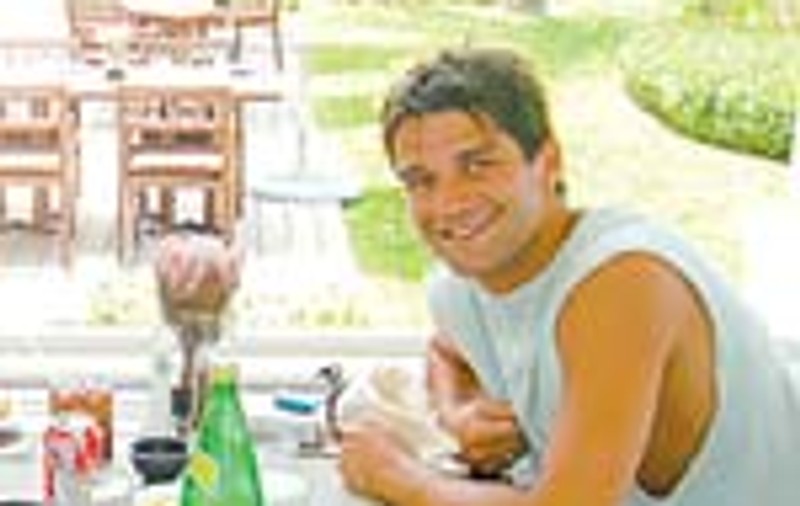 Chivu, suparat ca nu poate colinda lumea