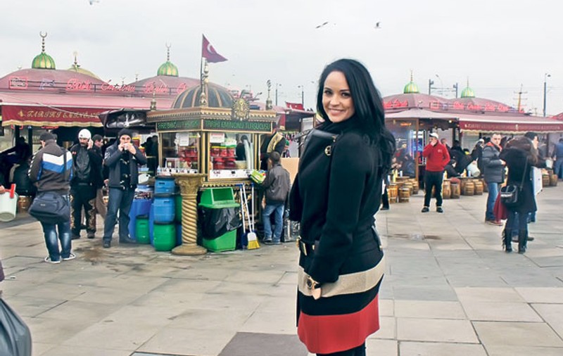 Andreea Marin «a spart» 2.000 € în bazar | Face terapie prin shopping la Istanbul