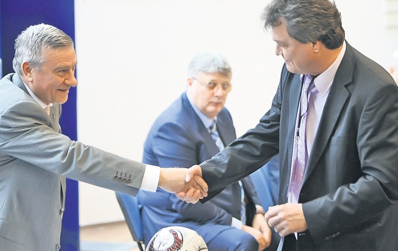 Sorin Răducanu, fost candidat la şefia FRF, sare la gâtul preşedintelui LPF