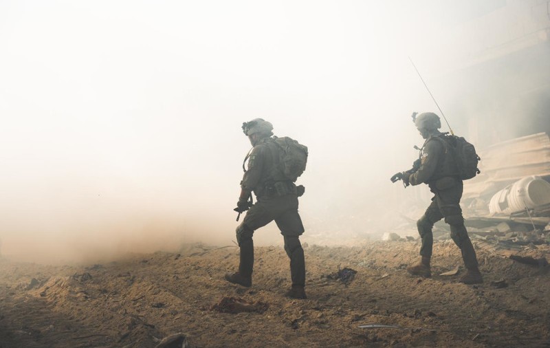 Pilotul unui elicopter militar a tras accidental asupra soldaților israelieni, în timpul unei misiuni de escortare a trupelor de la sol, în Fâșia Gaza