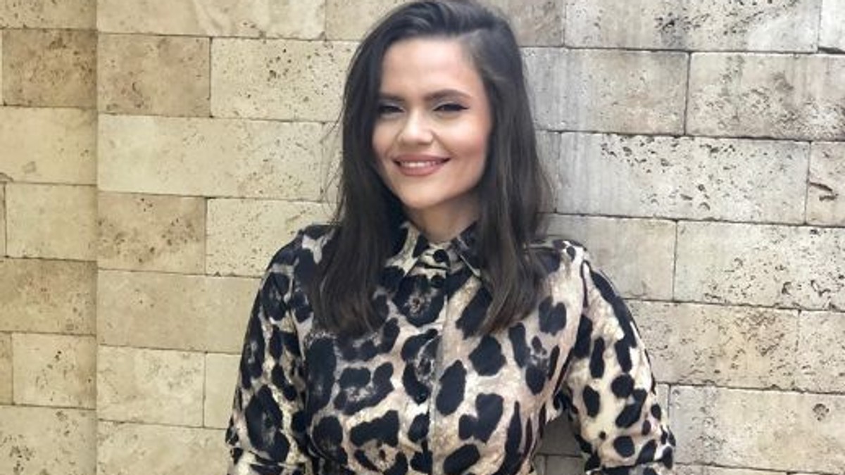 Cum se pregătește Cristina Șișcanu ca să arate bine în costumul de baie. "Deși mă doare sufletul, o să mănânc mai rar dulciuri"