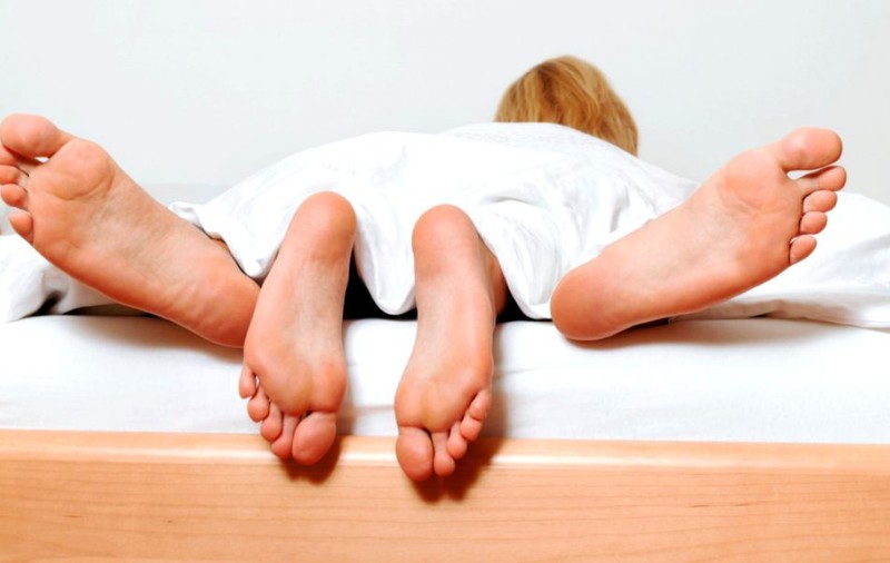 Cea mai populară poziție sexuală pe care să o încerci de Crăciun