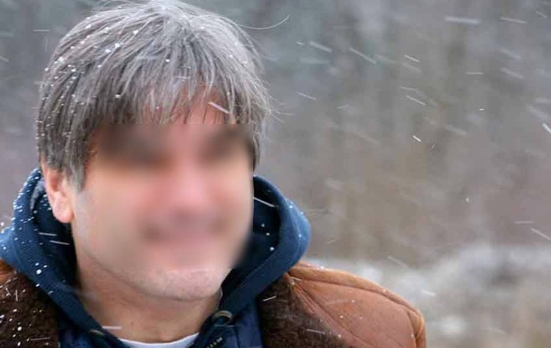 Era considerat cel mai frumos bărbat din România, dar a încărunţit de tot. Vezi cum arată astăzi unul dintre cei mai celebri prezentatori tv!