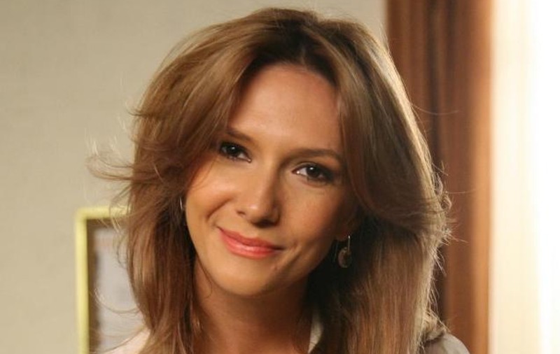 Adela Popescu împlineşte astăzi 25 de ani. Iată care a fost cel mai inedit cadou primit până acum!