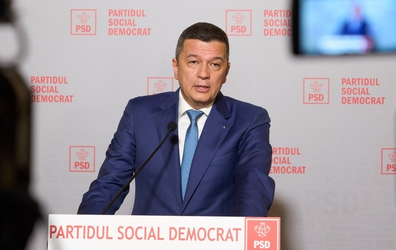 Sorin Grindeanu în timpul unei conferințe de presă la sediul PSD
