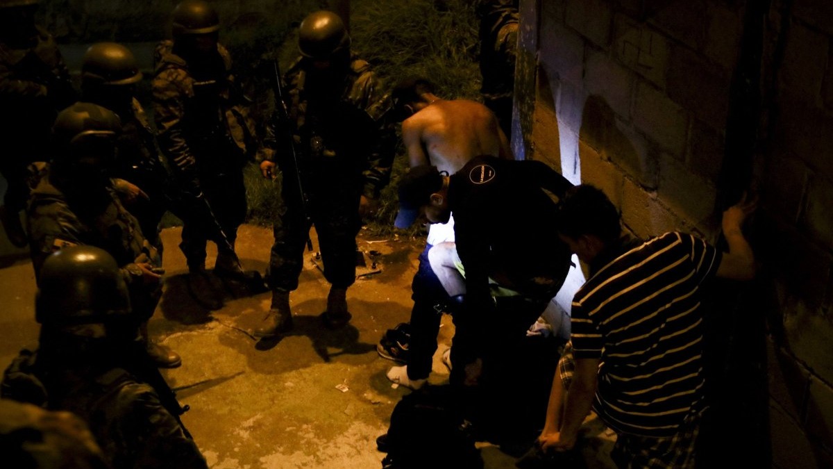Verificări ale Poliției din Ecuador. Fotografie cu caracter ilustrativ: Hepta