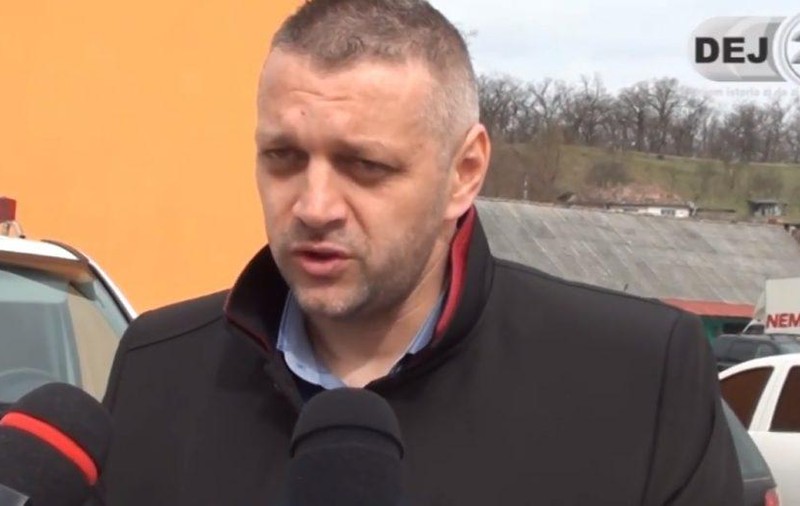 Șeful Poliției din Dej a fost eliberat din funcție. Alin Câmpean a petrecut în pandemie și avea legături cu interlopii inculpați în dosarul de proxenetism de la Cluj