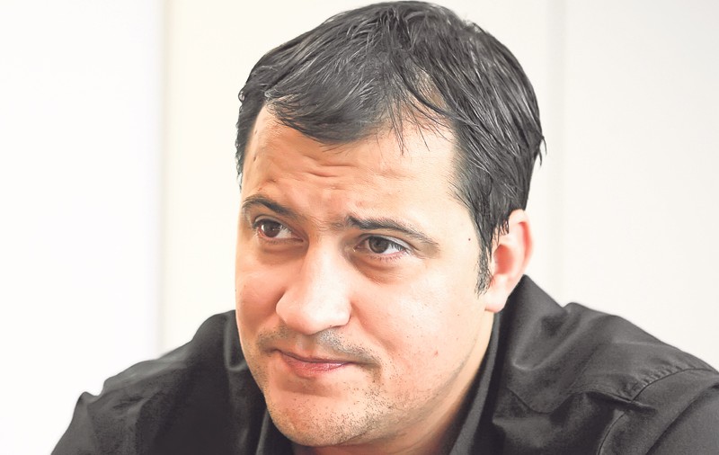 Ce a făcut MAMA LUI HUIDU, după ce a băgat DIVORŢ