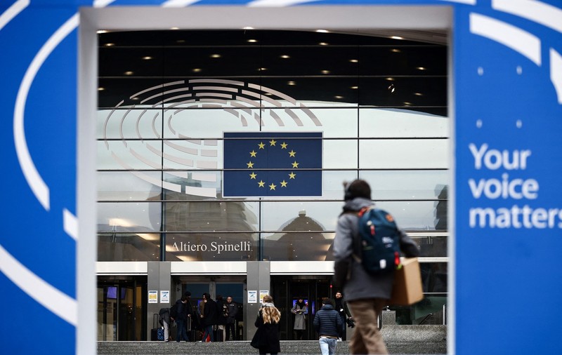 Parchetul European a făcut 40 de percheziţii în România şi în Franţa, într-un dosar de fraudă de 30 de milioane de euro. Cum funcționa schema