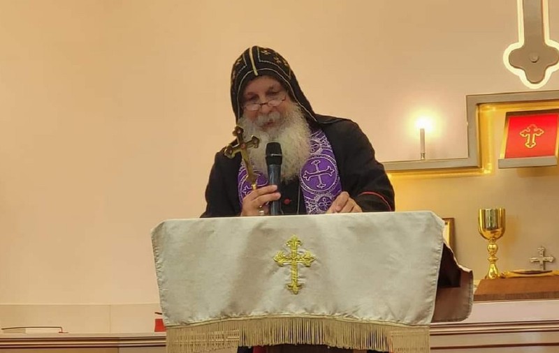 Episcopul înjunghiat la Sydney, vedetă pe TikTok. Predicile sale antivaccinare și antigay l-au făcut celebru în pandemia de COVID