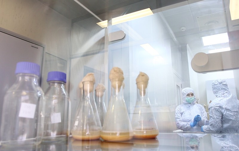 VIDEO / Institutul de Fizică Atomică din Măgurele are o cameră fără niciun microb: Aici este locul cel mai curat din România