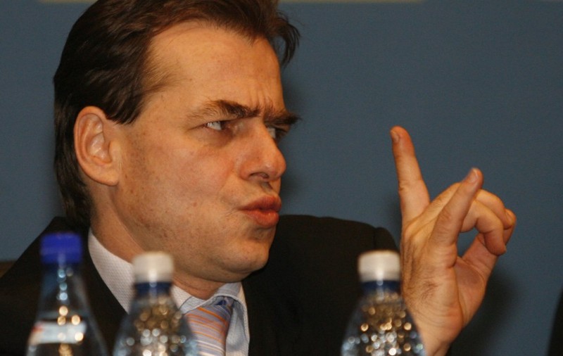 Ludovic Orban a fost trimis în judecată pentru că ar fi cerut mită pentru a-și face campanie electorală