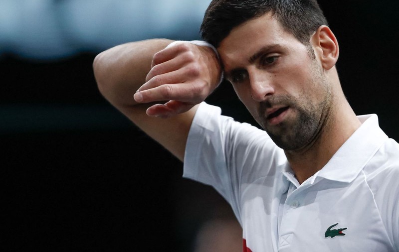 Novak Djokovic află luni dacă rămâne în Australia. Audierea va fi transmisă în direct