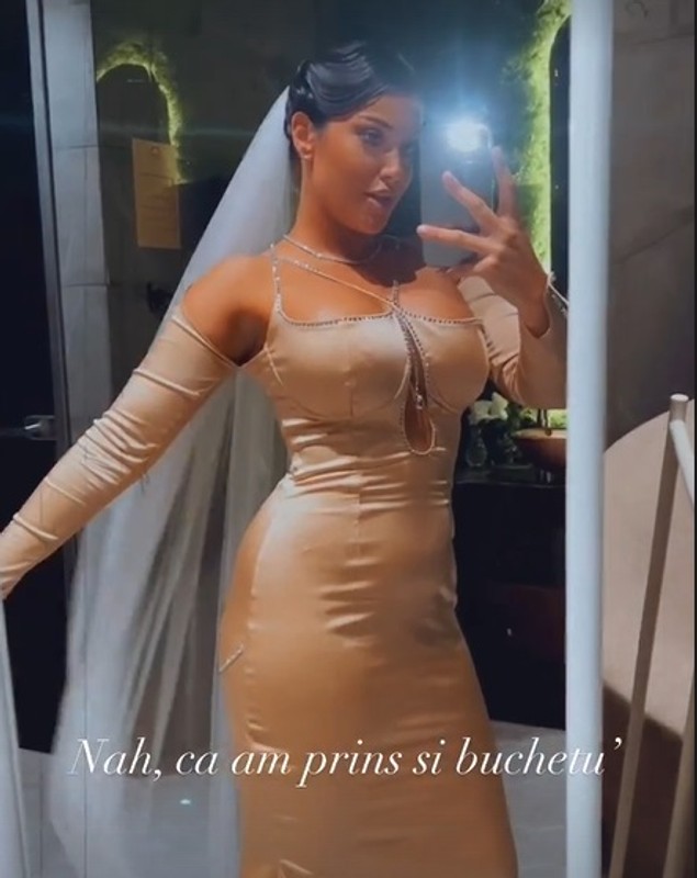 Nunta de lux a lui Florin Salam cu Roxana Dobre de la malul mării. Mireasa a avut rochie cu cristale, iar invitații au ascultat muzică de orchestră