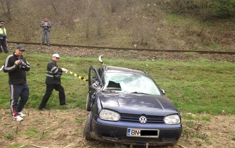 Mamă şi fiică, lovite de tren în drum spre biserică