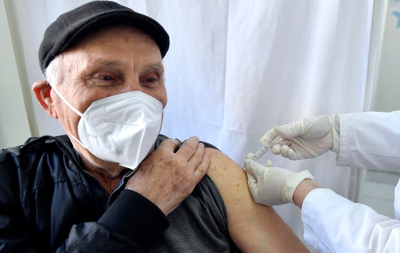 OMS: „Tulpina Delta este un avertisment și o chemare la acțiune. Singurul praf magic este vaccinarea”