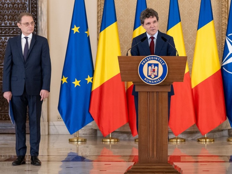 Luca Niculescu, propunerea de premier a lui Nicușor Dan, este secretar de stat în MAE și coordonatorul aderării României la OCDE. Foto: Administrația Prezidențială