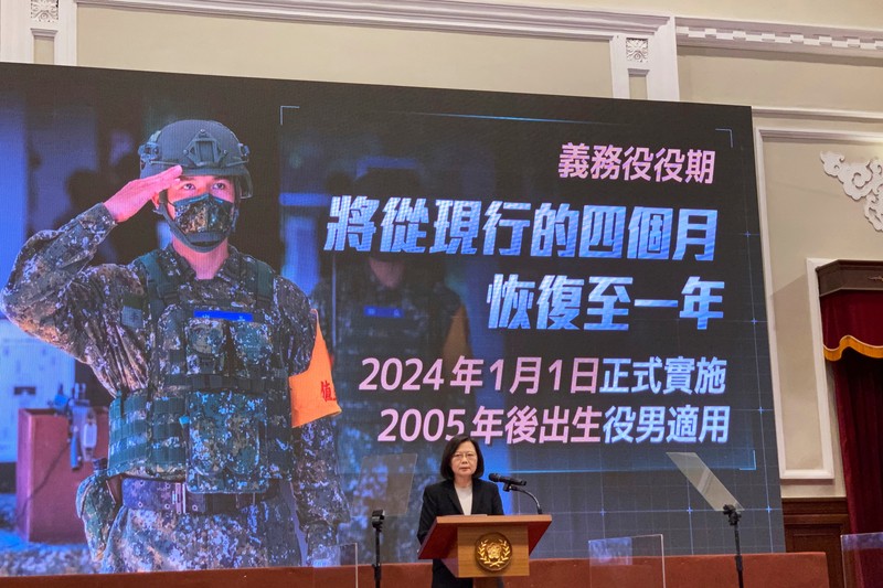 Tsai Ing-wen, președinta Taiwanului, anunță pe 27 decembrie 2022 extinderea serviciului militar obligatoriu pe insulă de la 4 luni la un an, începând cu 2024 | Foto: Profimedia