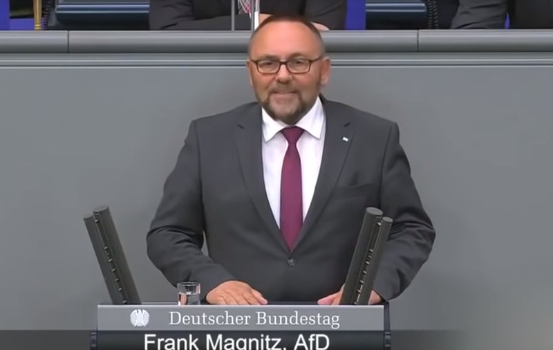 Deputat german vizat de o tentativă de asasinat, motivată politic. Imagini șocante cu acesta pe patul de spital după ce a fost bătut crunt