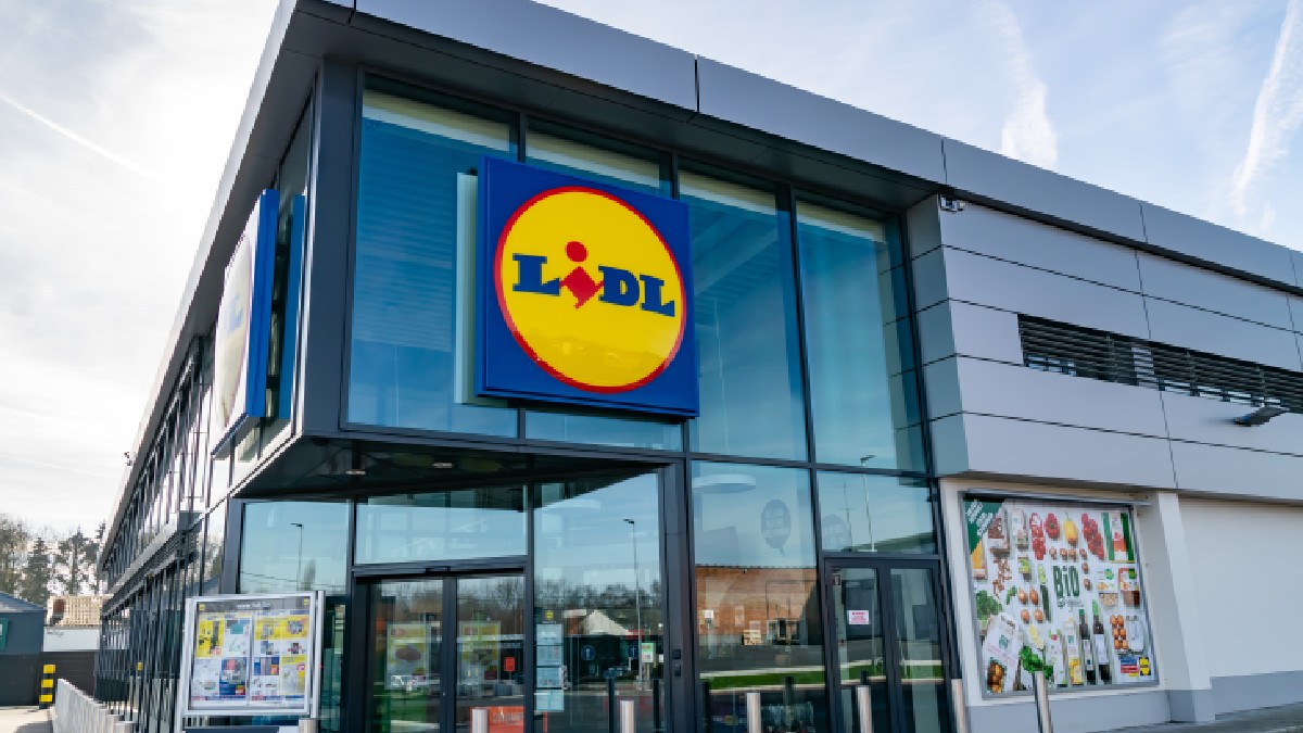 Fațada unui magazin Lidl